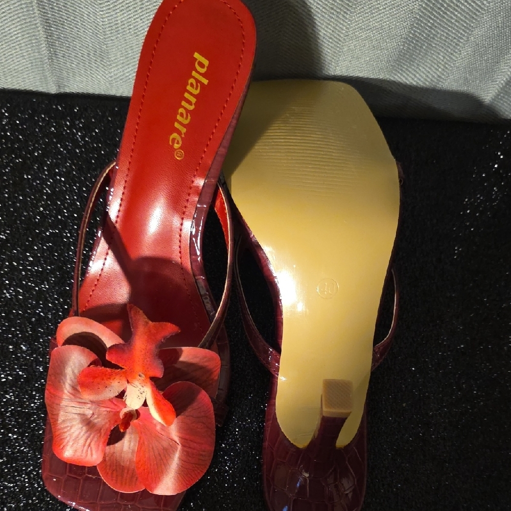 Planare Sandals - Picture 5 of 5